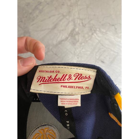 Indiana Pacers Mitchell & Ness NBA Basketball Snapback Hat - Picture 7 of 9